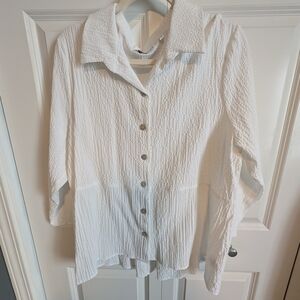 Women's Hip Cool Boho Flowy White Button-Up Top